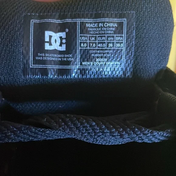 DC MEN'S COURT GRAFFIK SKATE
BLACK - Picture 5 of 5